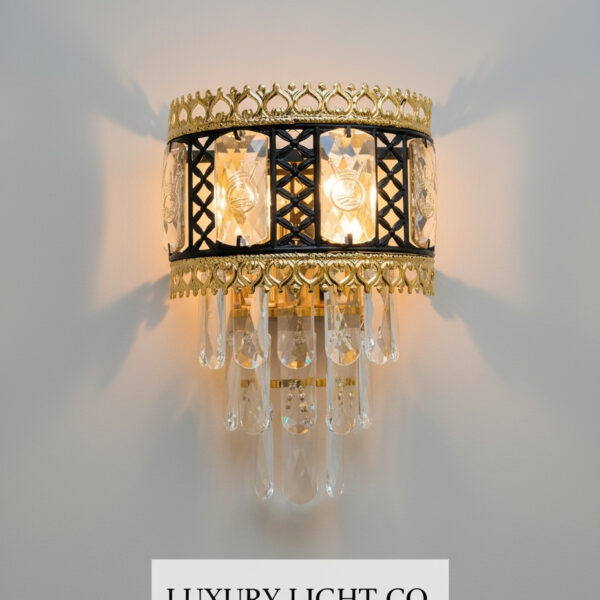 Majestic Noir Wall Sconce