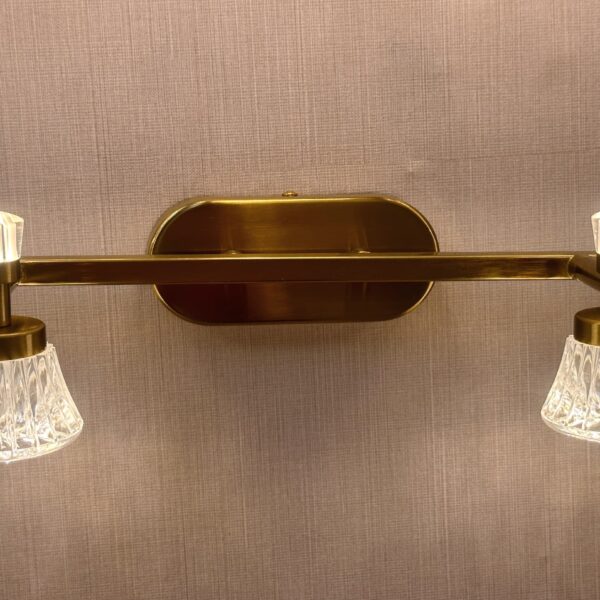 Château Bloom Vanity LightMirror Gold & Fluted Crystal Series